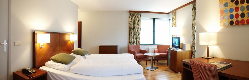 Hotel Beau Séjour Villers-sur-Lesse Esterno foto