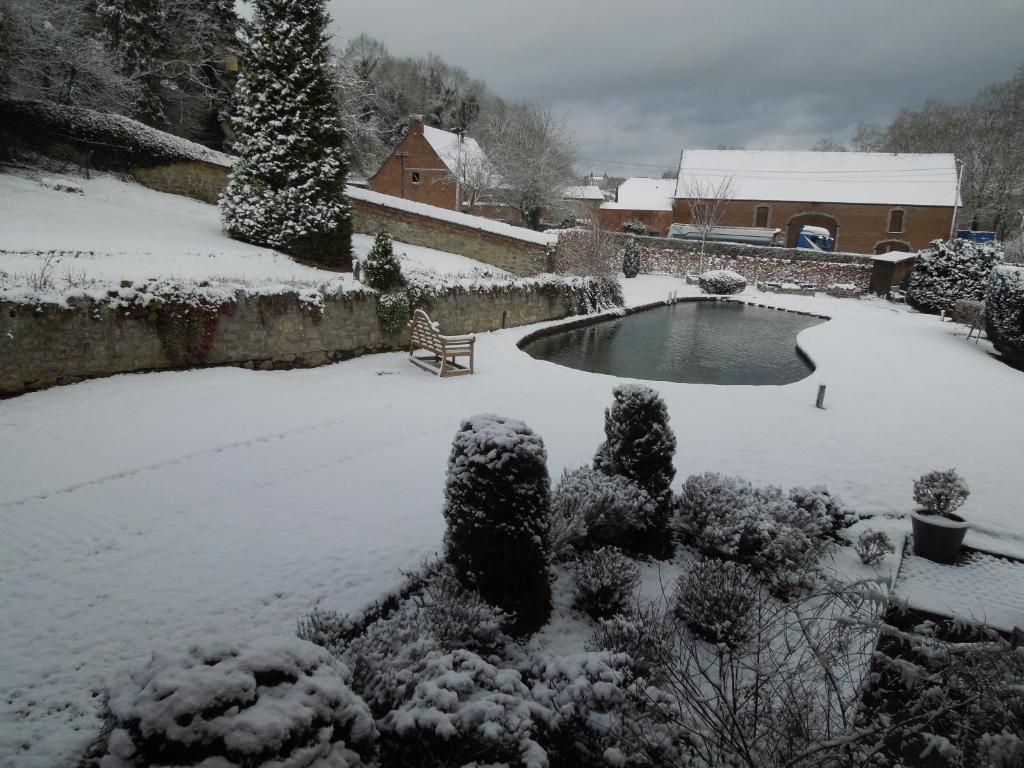 Hotel Beau Séjour Villers-sur-Lesse Esterno foto