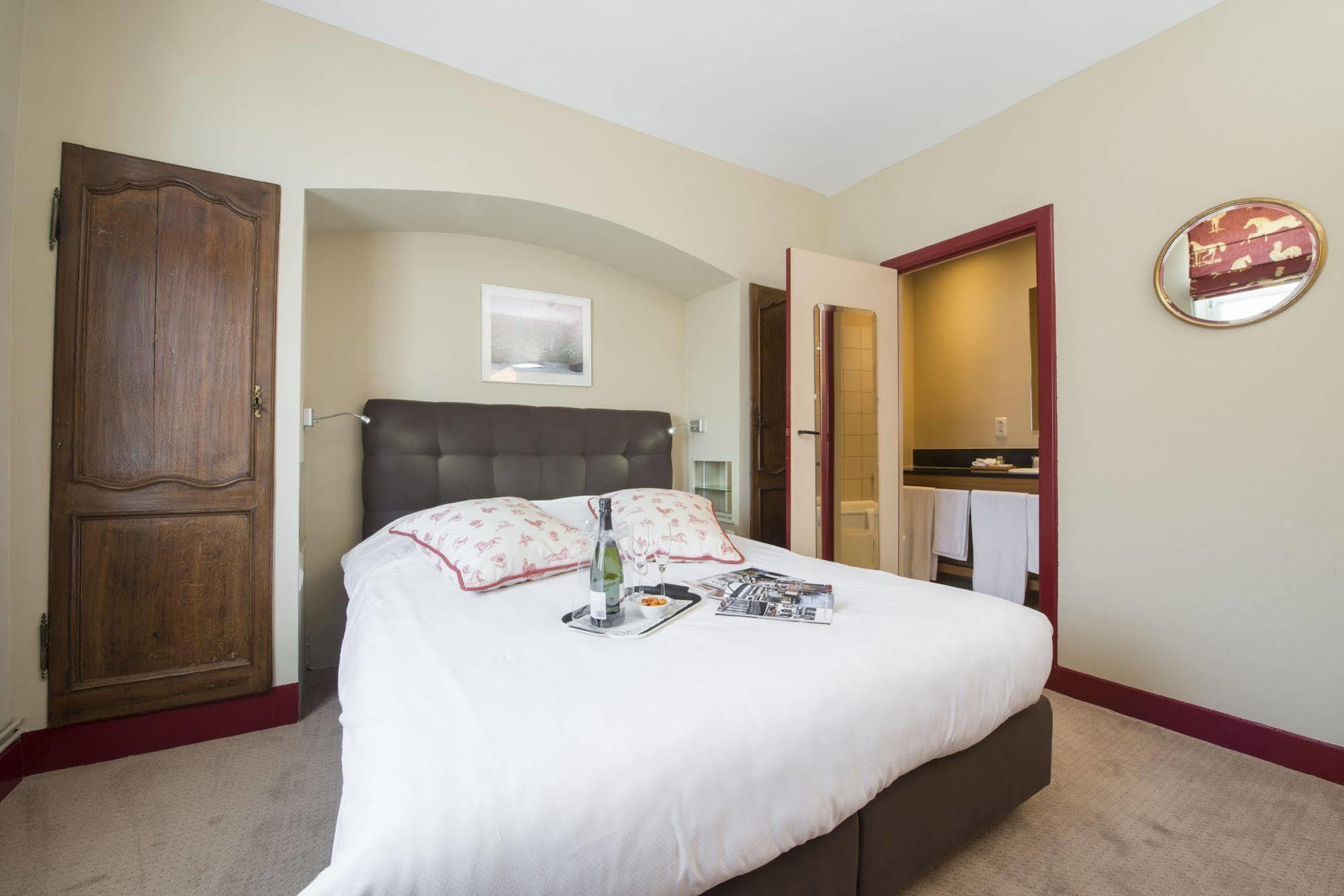 Hotel Beau Séjour Villers-sur-Lesse Esterno foto