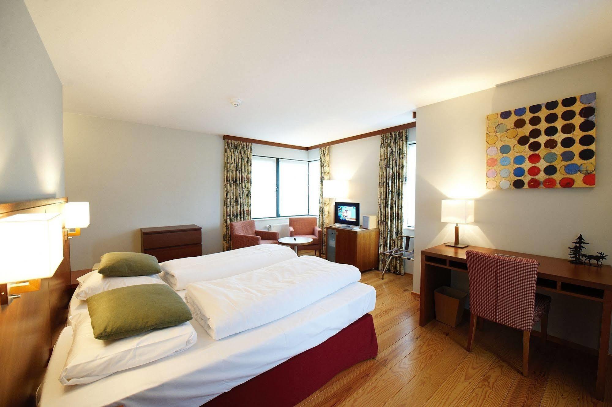 Hotel Beau Séjour Villers-sur-Lesse Esterno foto